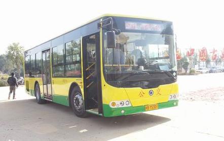 莆田市采用了永豪公交一卡通系统的公交车