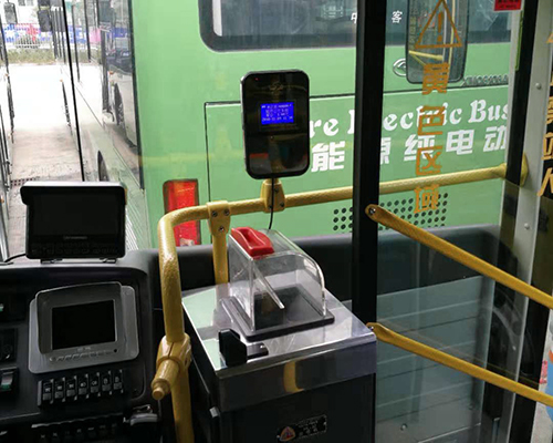 霞浦公交公司扫码收费正式启动
